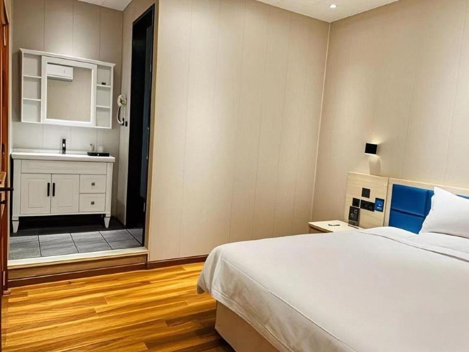 Qiqiaowu Hotel Beijing Daxing Airport Line Caoqiao Subway Station Branch Exteriör bild
